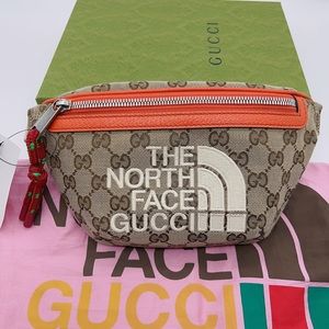❌SOLD❌Authentic GUCCI X North Face GG Supreme Canvas Belt Bag/ Fanny Pack 95